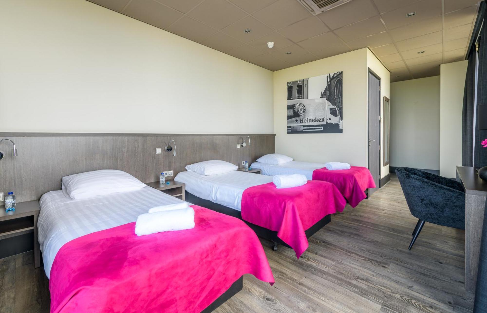 Bas World Hotel Veghel Eksteriør billede